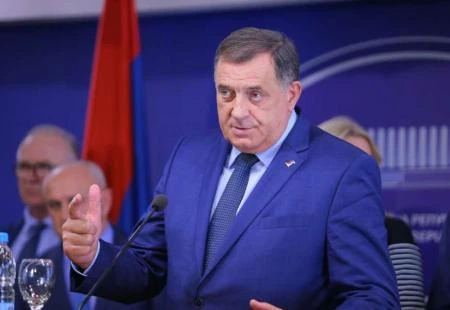 Dodik u subotu s Osmorkom, u ponedjeljak s HDZ-om: ''Osnova strukturiranja vlasti''