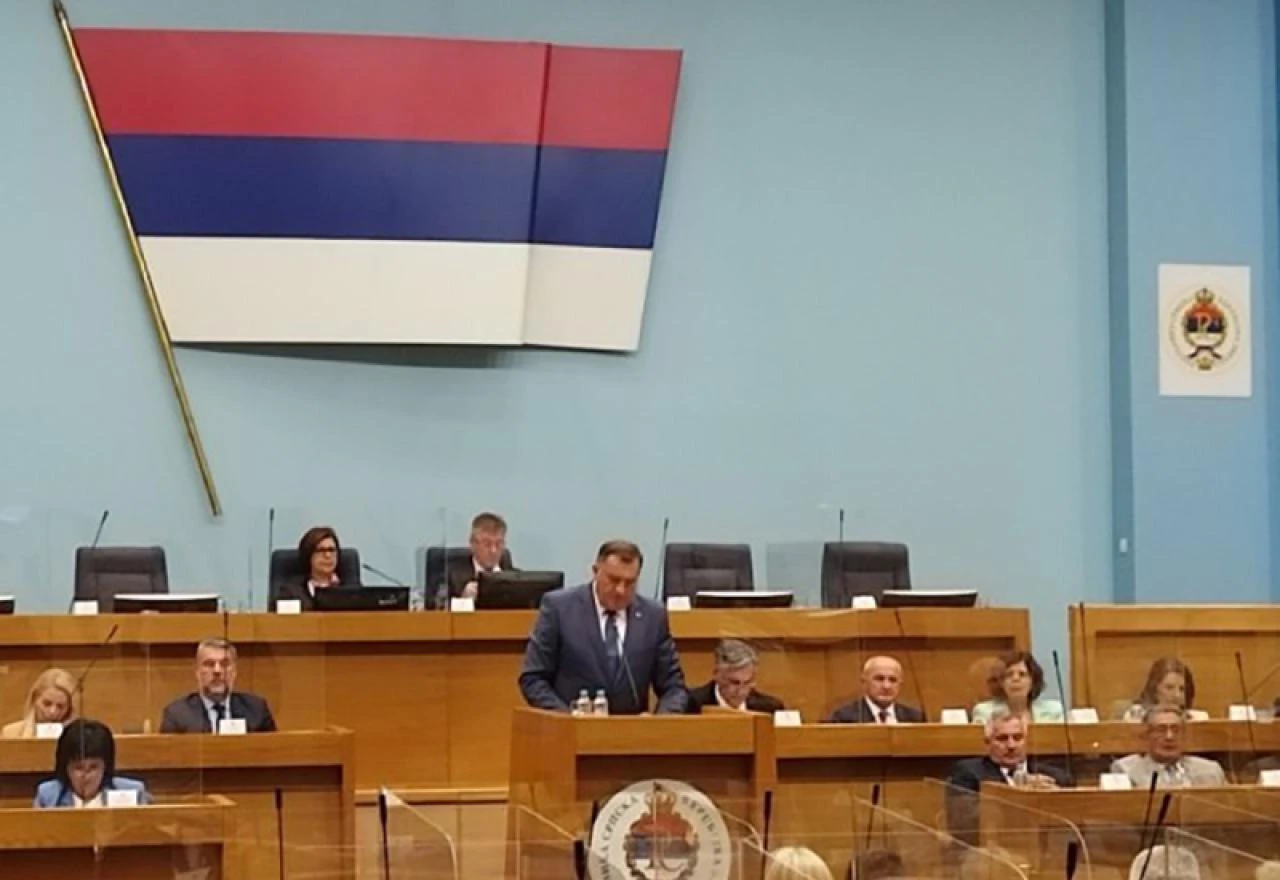 Prva posebna sjednica NSRS - O izboru izaslanika za Vijeće naroda na novoj sjednici u petak