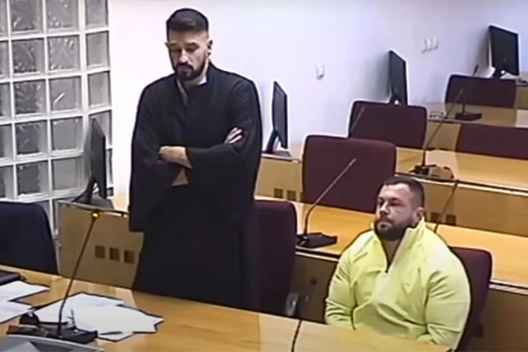 Odvjetniku jednomjesečni pritvor