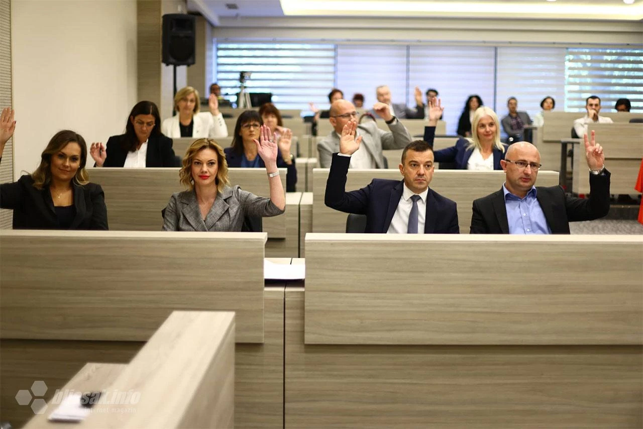 Neuposlene majke-rodilje u HNŽ-u 398,40 KM primat će 12. mjeseci