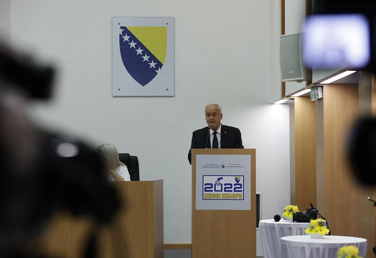 Središnje izborno povjerenstvo objavilo do sad prebrojano: Krišto vodi ispred Komšića