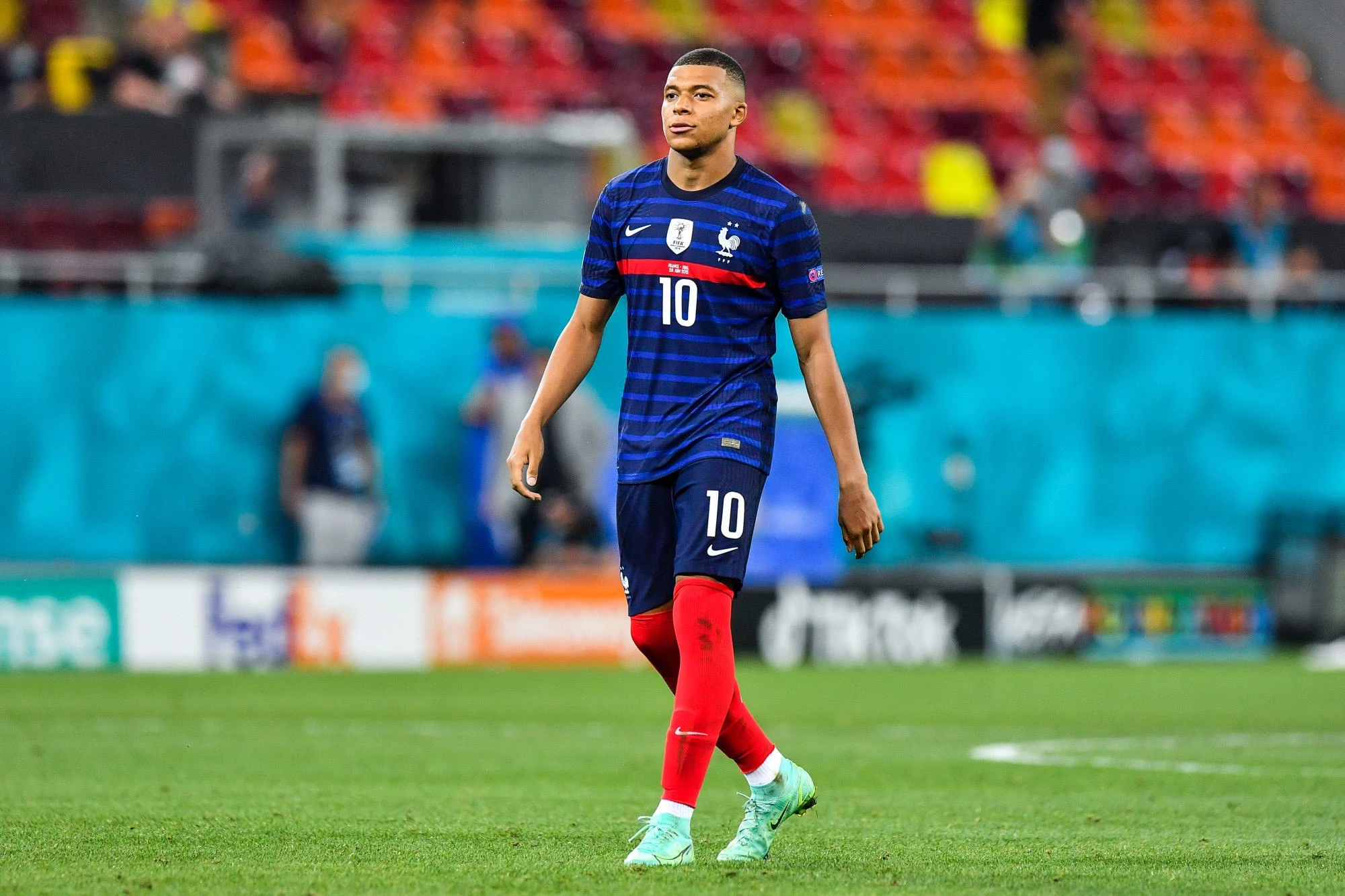Mbappe nakon 15 godina 'skinuo' Ronalda i Messija i trona najplaćenijih igrača