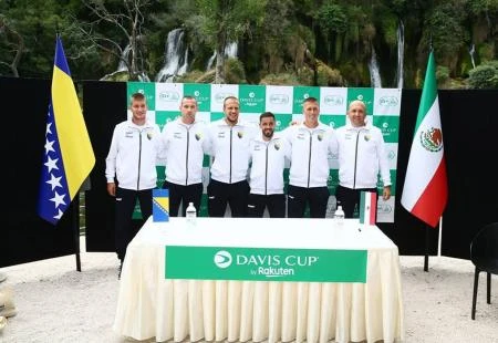 Fatić i Džumhur za sigurnih 2:0 prvog dana 