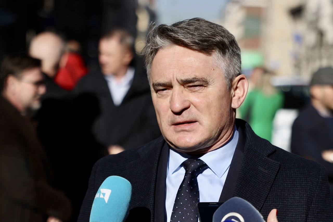 Komšić: Schmidt traži izgovor za nametanje etničke diskriminacije