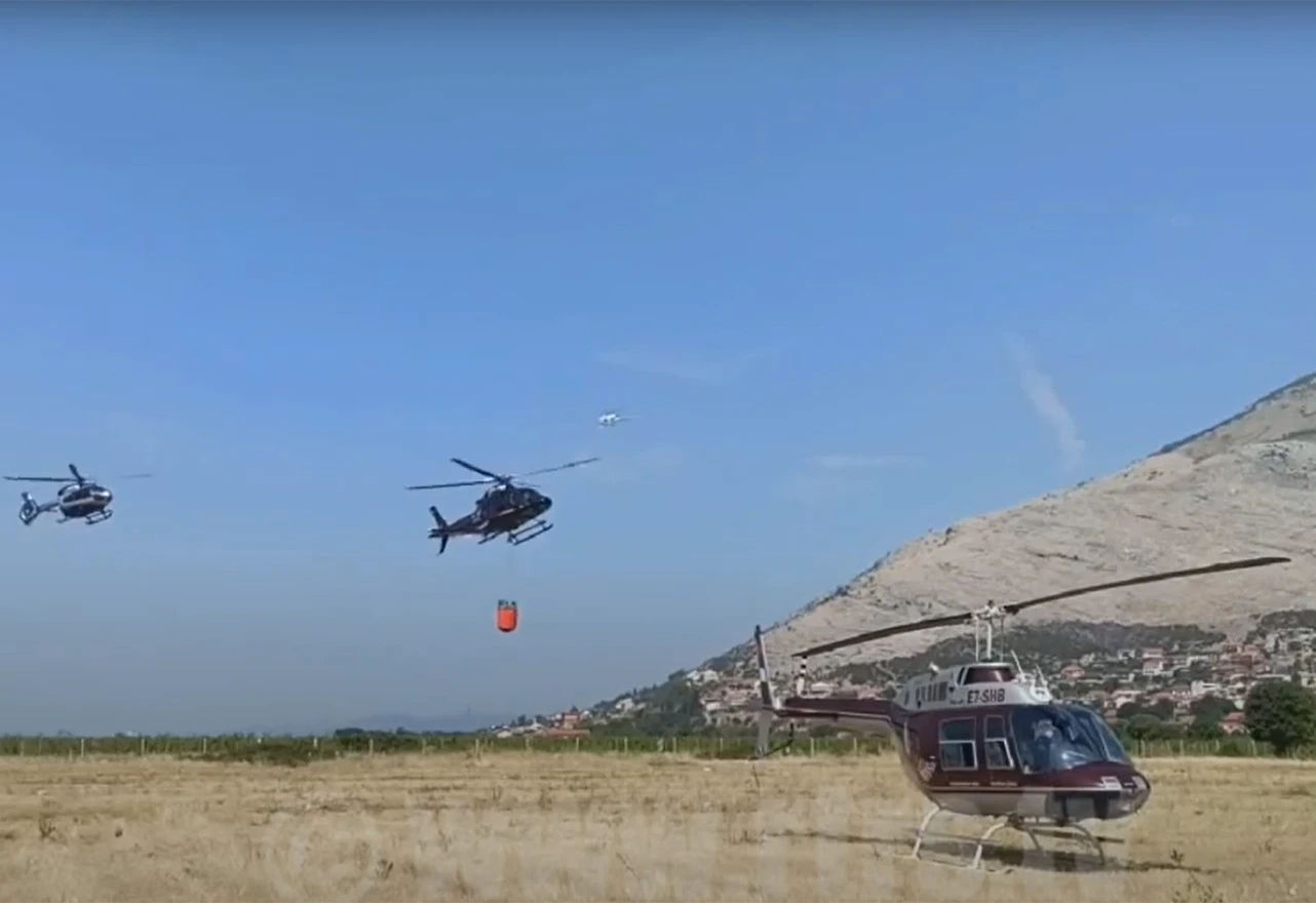 Trebinje: Vatra stigla na 300 metara od kuća, stigao helikopter