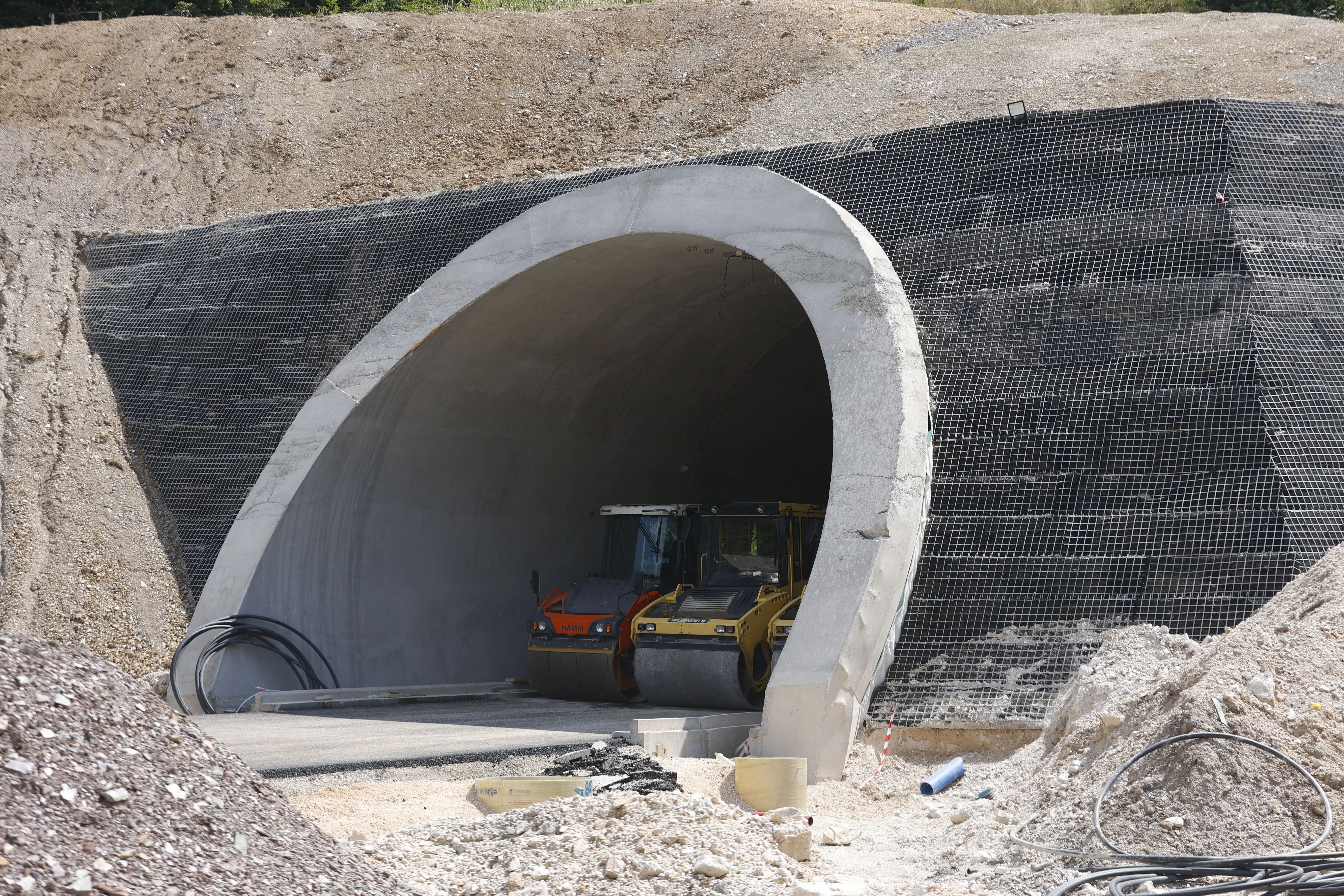 Pogledajte testnu vožnju kroz novi tunel Ivan