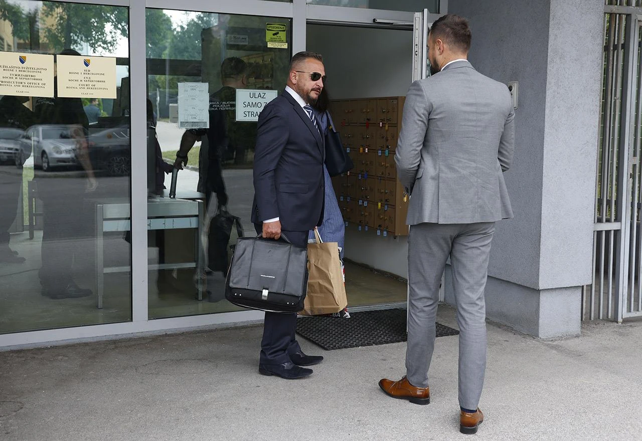 Novalić i ostali: Papiri o Solakovoj svijesti