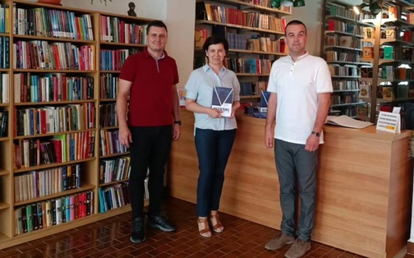 Viteški ljetopis od sada dostupan i u Gradskoj knjižnici Vitez