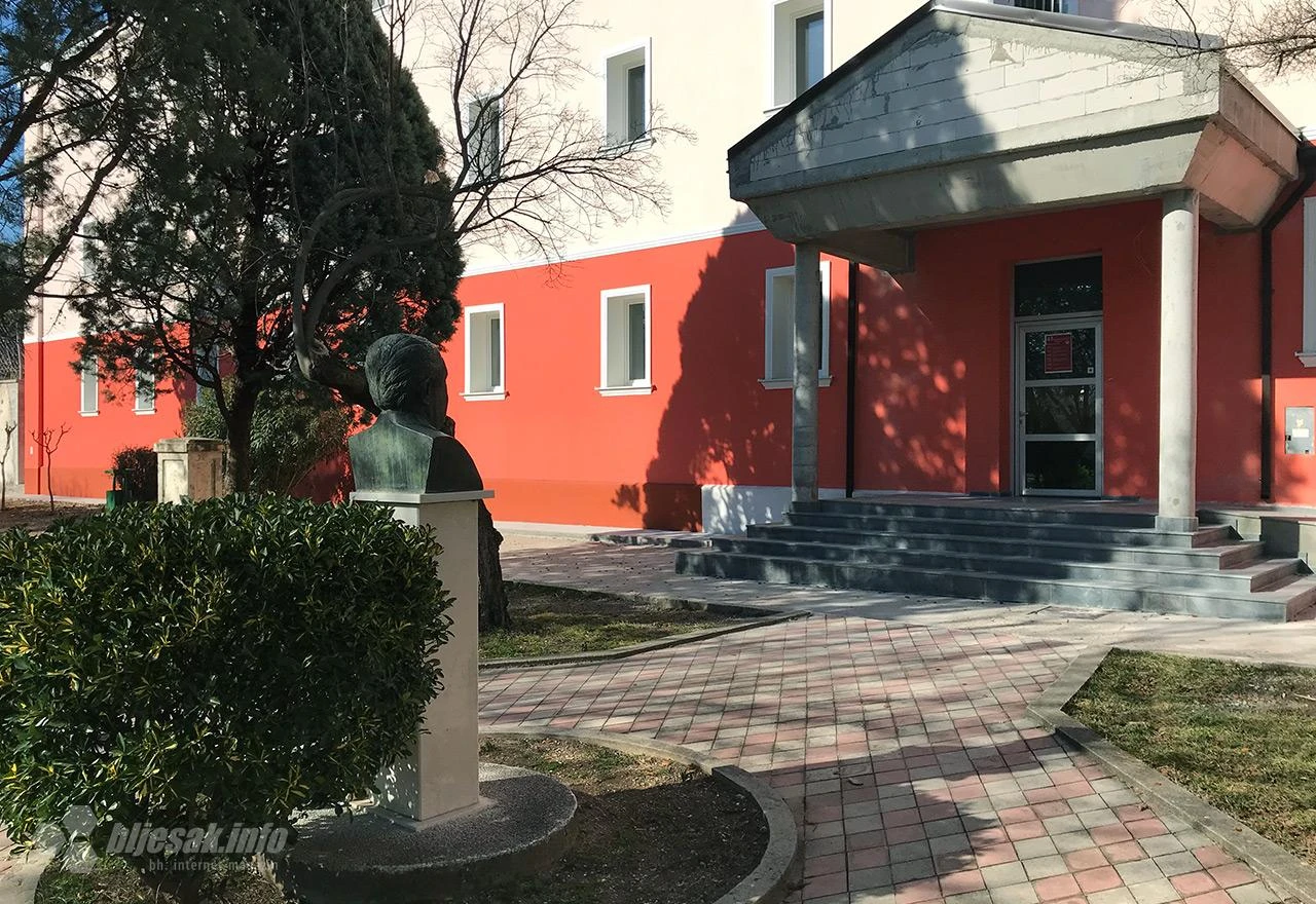 U tijeku upisi studenata na Univerzitet ''Džemal Bijedić“ u Mostaru
