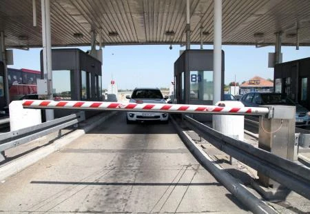 Pojačan promet na graničnim prijelazima