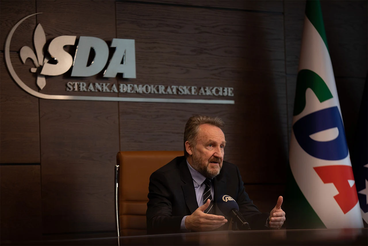 SDA: Nepokretna imovina je vlasništvo države BiH a ne entiteta