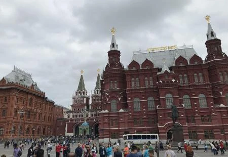 Putin kaže da je spreman poslati izaslanstvo u Minsk na pregovore s Ukrajinom