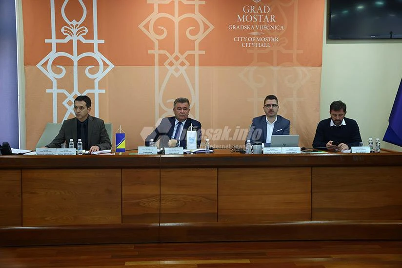 Mostar se zadužuje: Dignute ruke za kredit