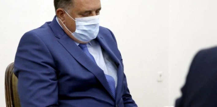 Dodik RS brani i dok spava