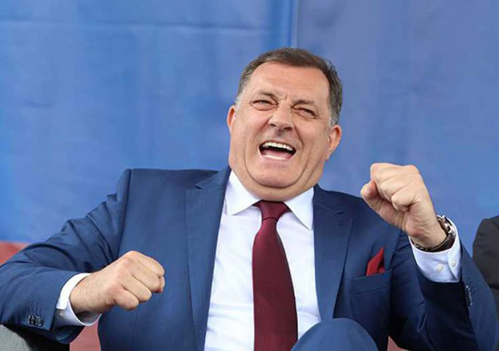 Dodik: ''Poručujem gavranu bošnjačke političke scene da odustane od islamske države''