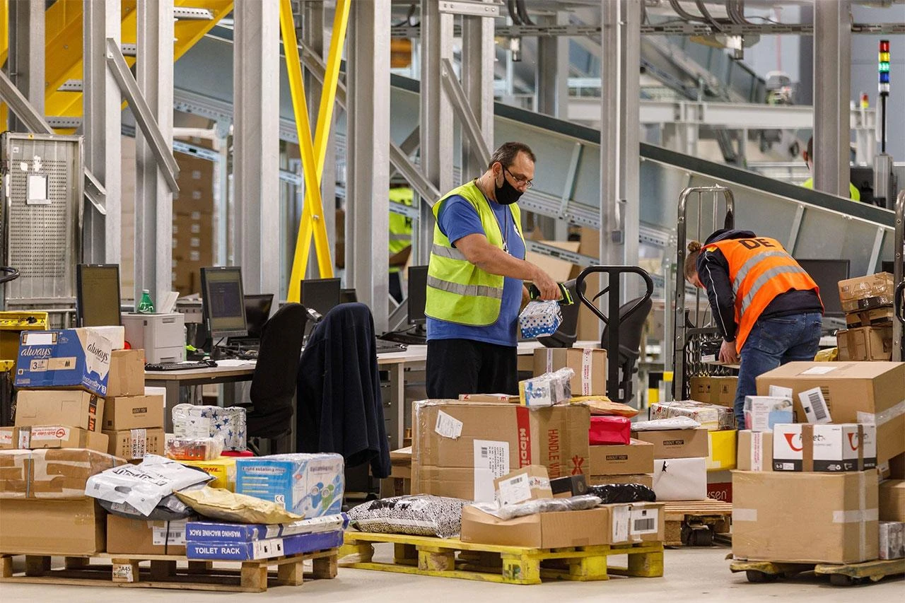 Voditelj Amazonovog skladišta ukrao preko 273.000 dolara u računalnim komponentama