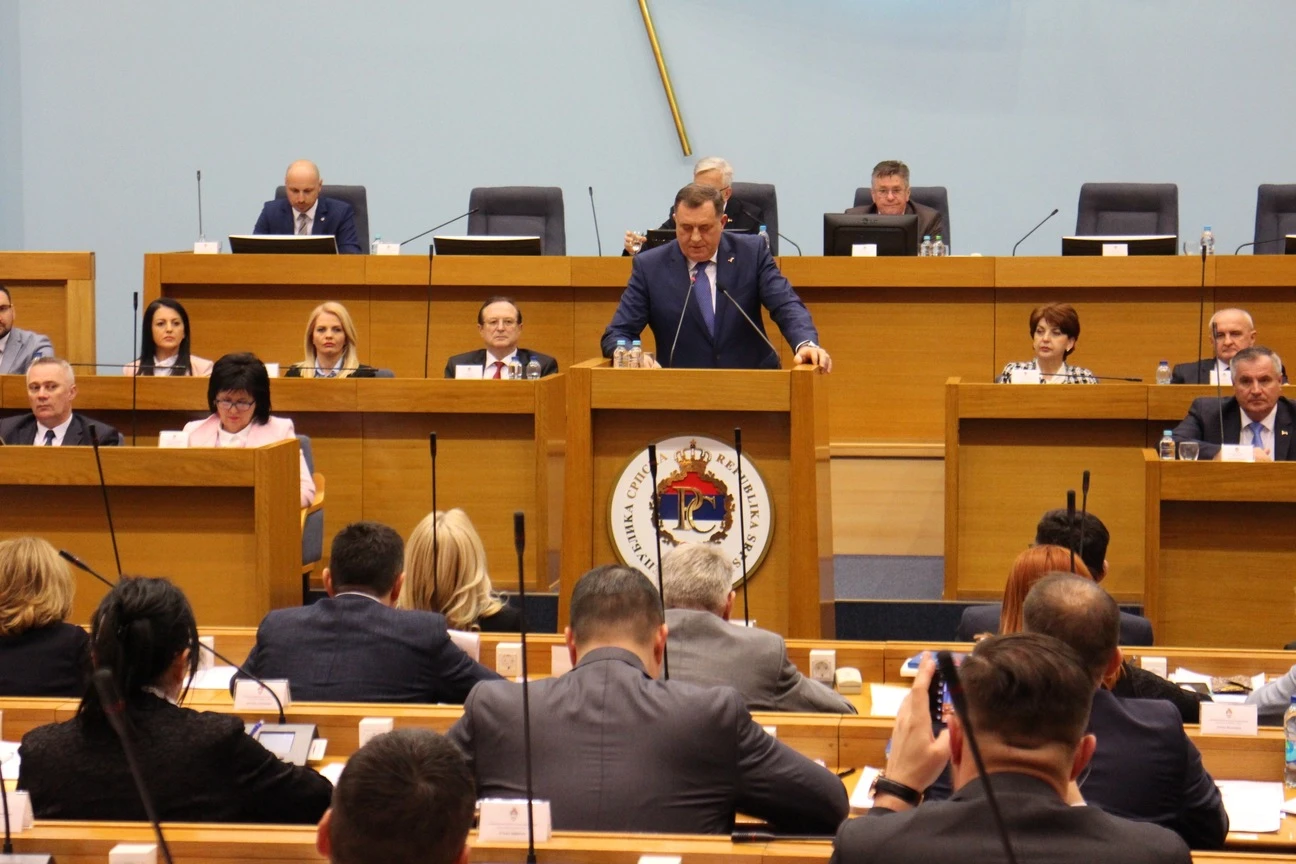 Dodik: Pred teškim smo izazovima, prijeti raspad BiH