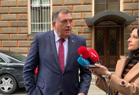 Dodik: Harmonikom u Predsjedništvo – Nema te više Alija