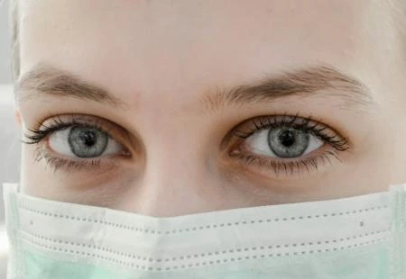 Cijepljene osobe trebaju nositi maske