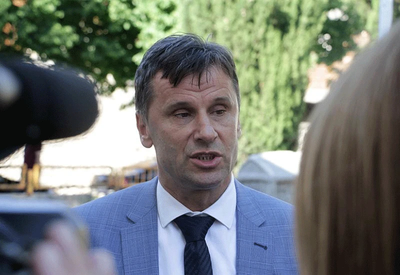 Novalić: Svakih sedam godina automobil za ratne vojne invalide 