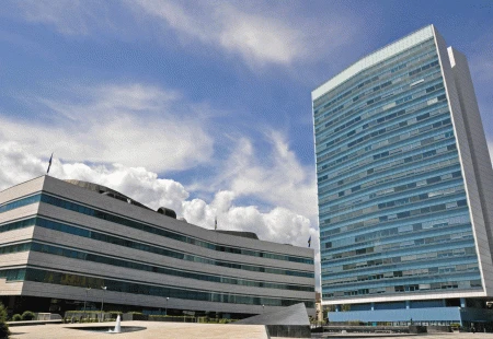 Zaposleni u institucijama BiH neće ostati bez plaća