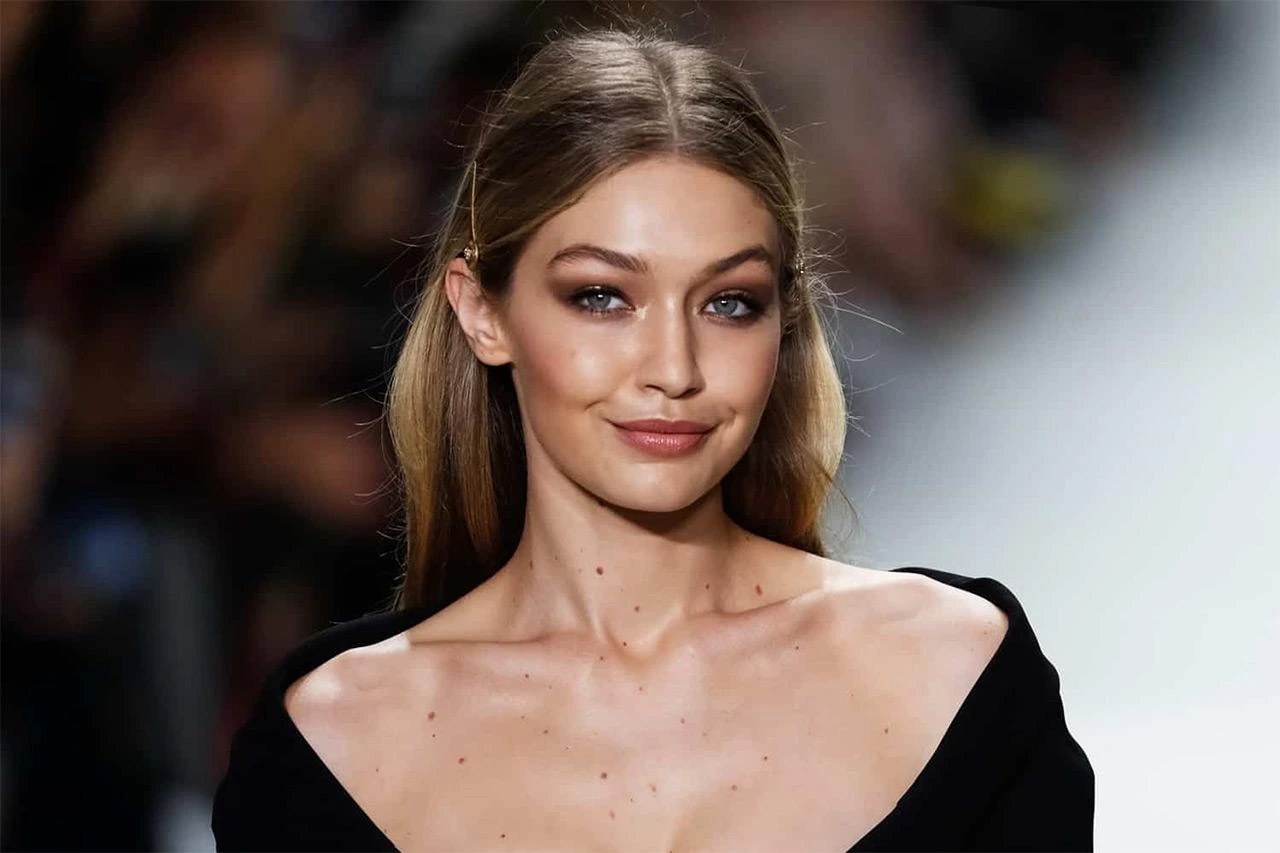 Gigi Hadid otkrila genijalan trik za punije usne