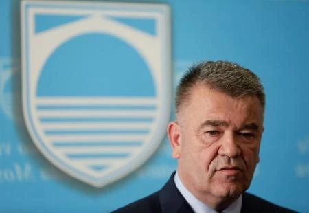 Marić o vikendici, trgovini i odluci s kojom mora živjeti