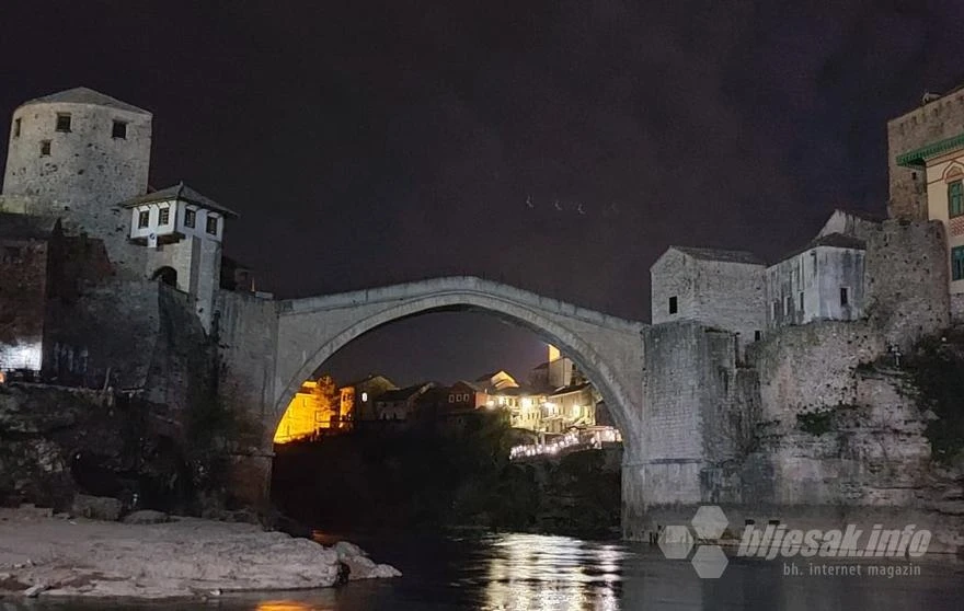 Stari most u mraku na sat vremena