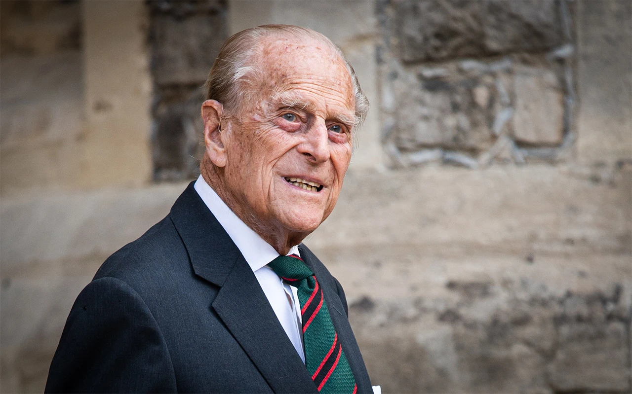 Nakon mjesec dana princ Philip pušten iz bolnice