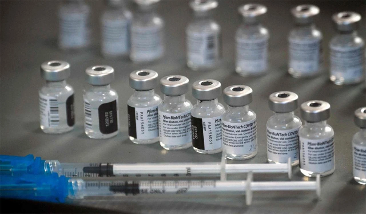 Vlada FBiH uputila poziv farmaceutskim kompanijama da se uključe u proces nabavke cjepiva