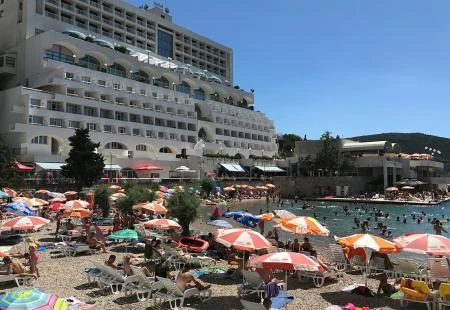 Neum spreman za sezonu; najavljeno otvaranje novih hotela