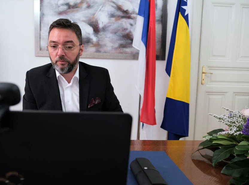 Košarac: Predložit ćemo uvođenje prelevmana i carinskih stopa na dvije godine