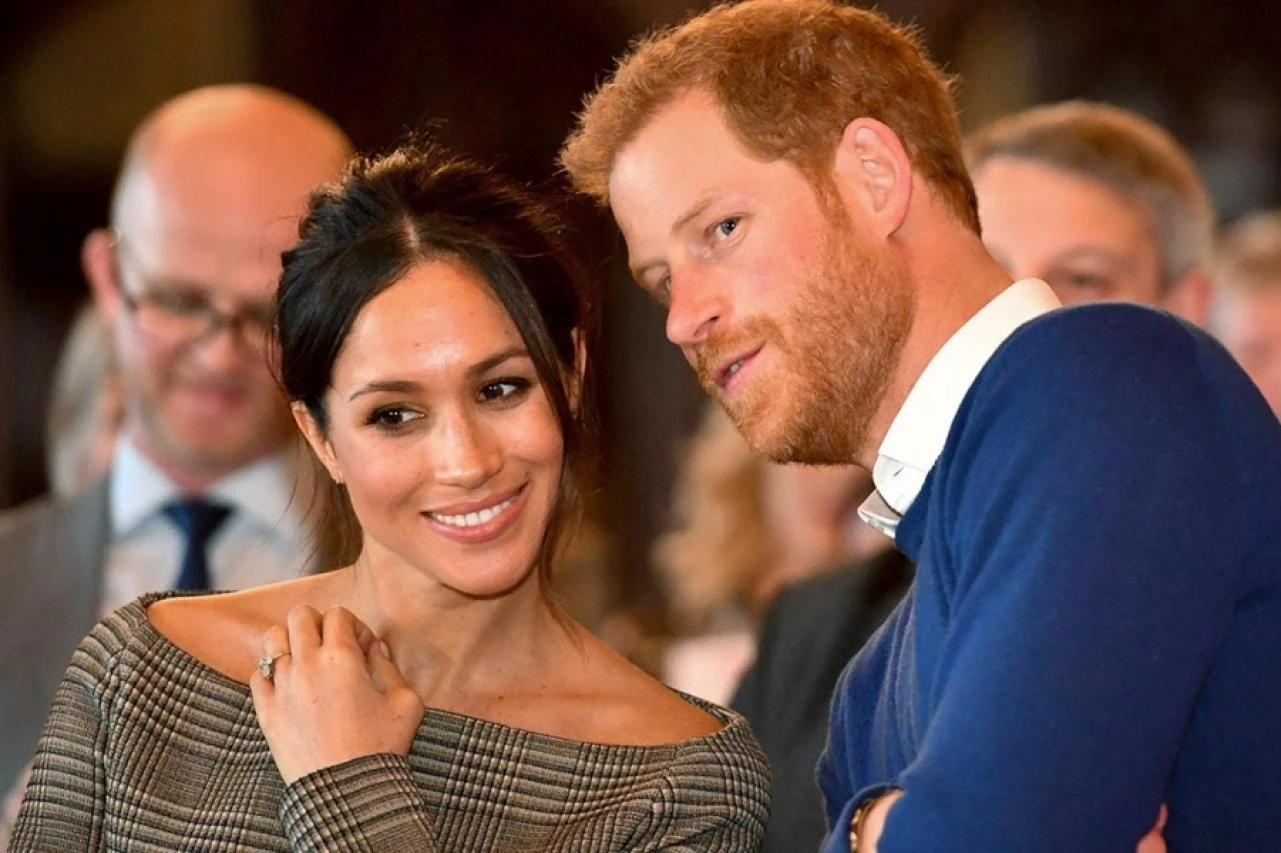 Harry i Meghan potpuno se razdvojili od britanske kraljevske obitelji