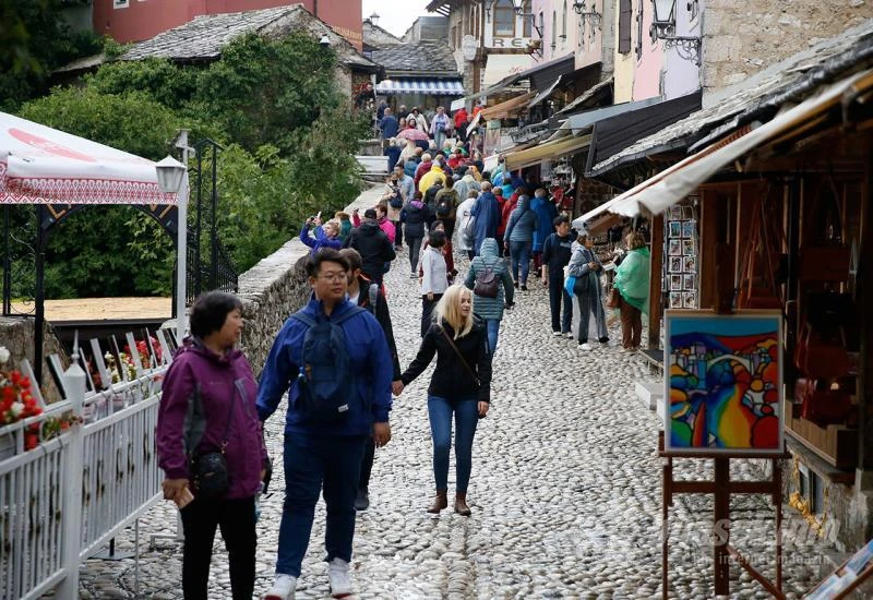 Broj turista manji za 1,1 milijun