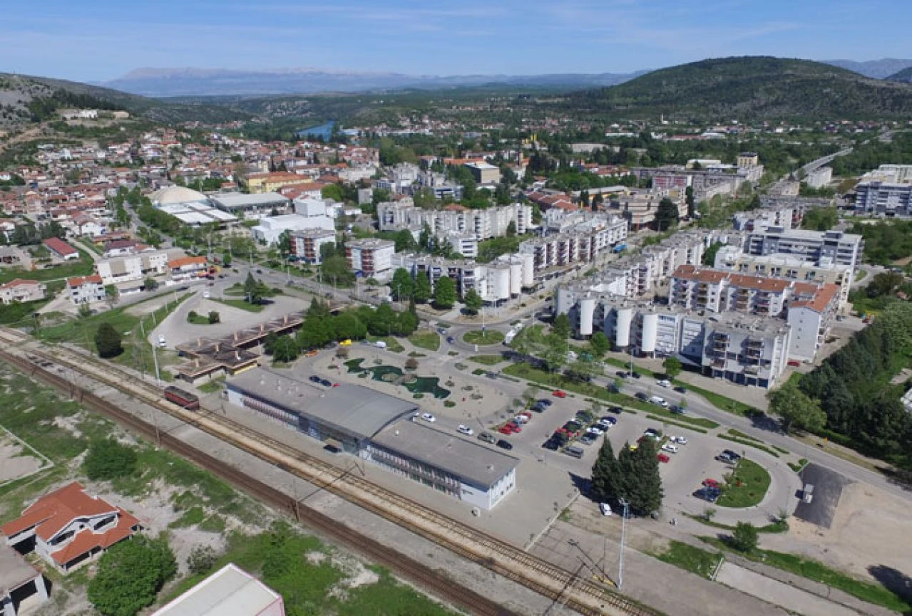 Čapljina: Sređuje se južni ulaz u grad - stiže LED rasvjeta, nogostupi, drvoredi...