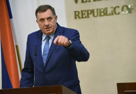 Dodik će pojedinačno tužiti članove SIP-a