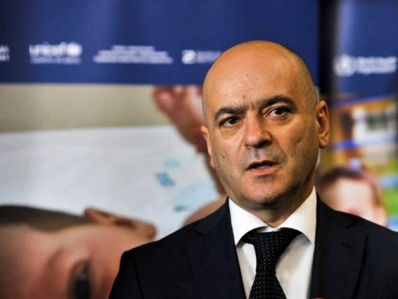 Policija će zatvarati kafiće?!