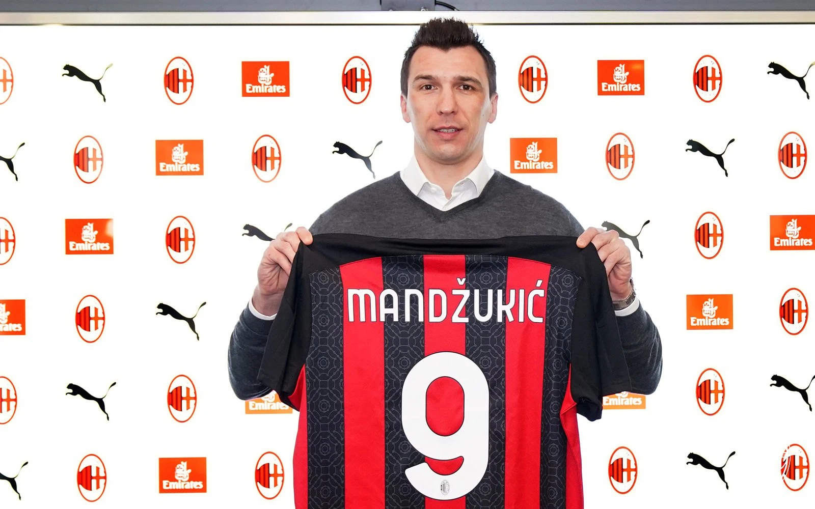 EA ubacio Mandžu u Fifu, ali mu je potpuno promašio izgled