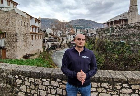HRS pita Sattlera: Zašto Austrija ne preuzme ilegalne migrante?