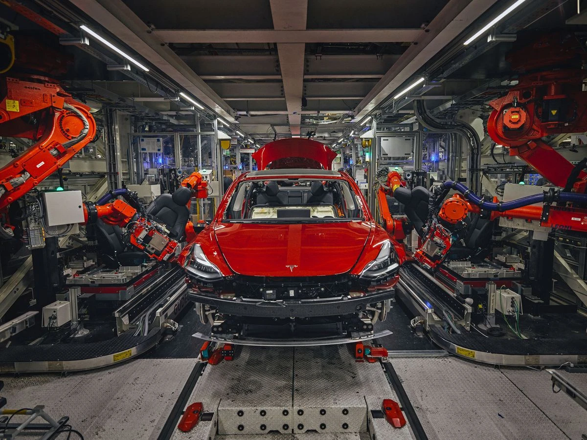 Tesla proizvela pola milijuna automobila u jednoj godini