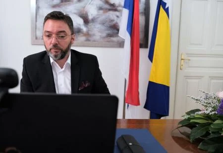 Poljoprivrednici: Ministar Košarac potcjenjuje našu inteligenciju