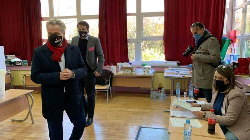 Sattler u Mostaru: Ima vremena