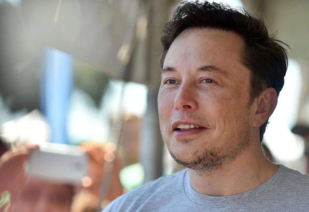 Musk: Prvi putnici idu u svemir za dvije godine