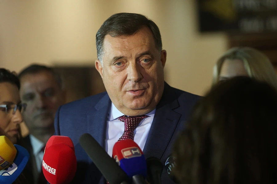 Dodik: Inzko je olupina i ništa ne može da nametne