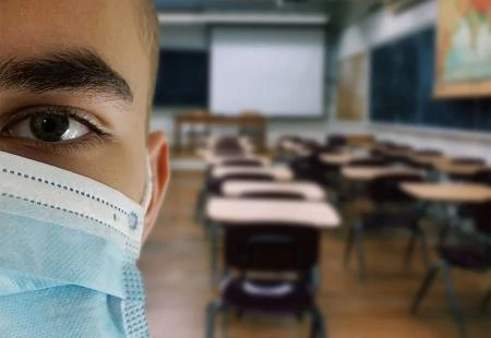 Razredi u samoizolaciji unatoč maskama - Krizni stožer HNŽ-a šuti