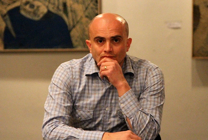 Slaven Raguž: Obrazovanje, ludom radovanje