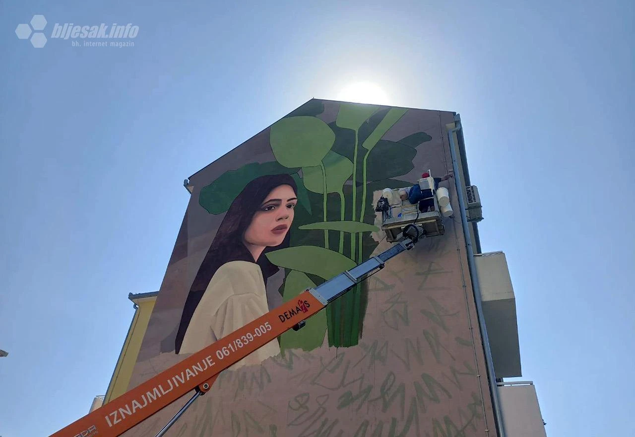 Novi murali niču na mostarskim fasadama