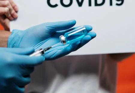 Žurba s distribucijom cjepiva mogla bi uzgroziti testiranje ostalih