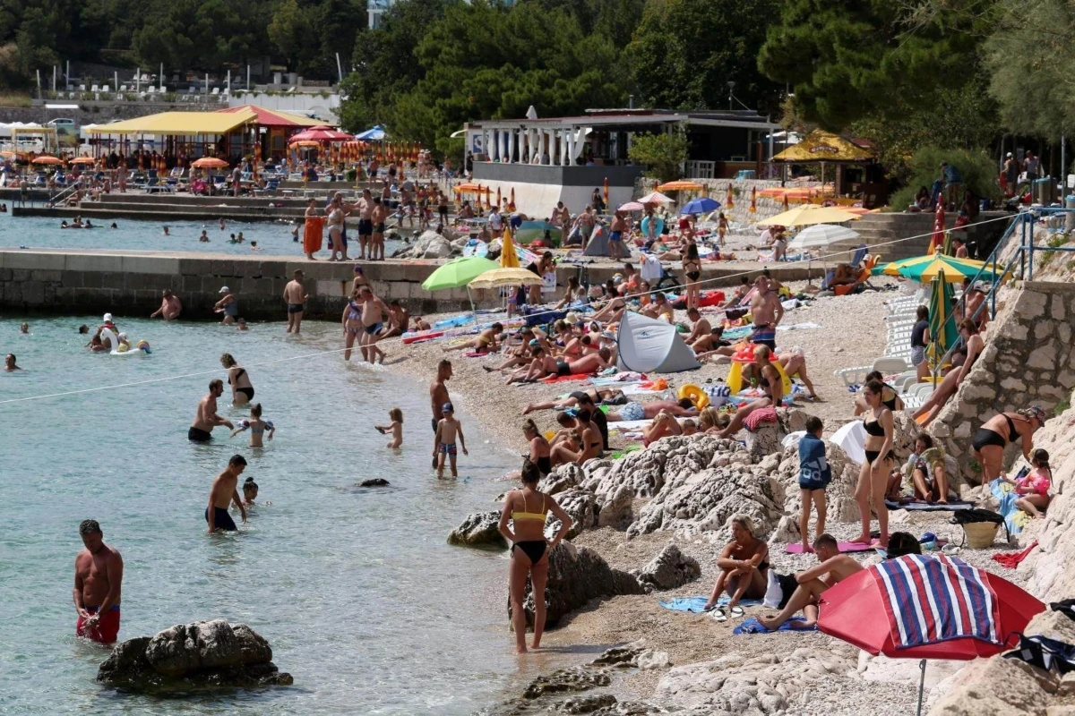 Plaže na Jadranu pune