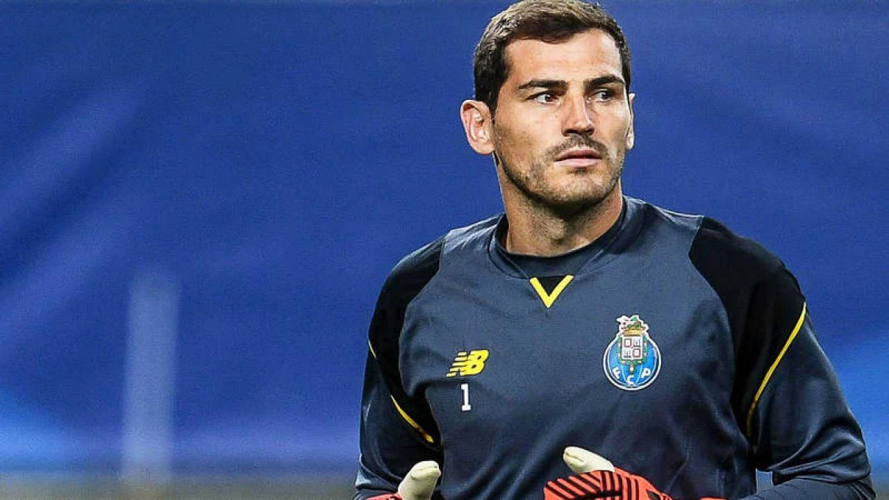Iker Casillas i službeno završio karijeru